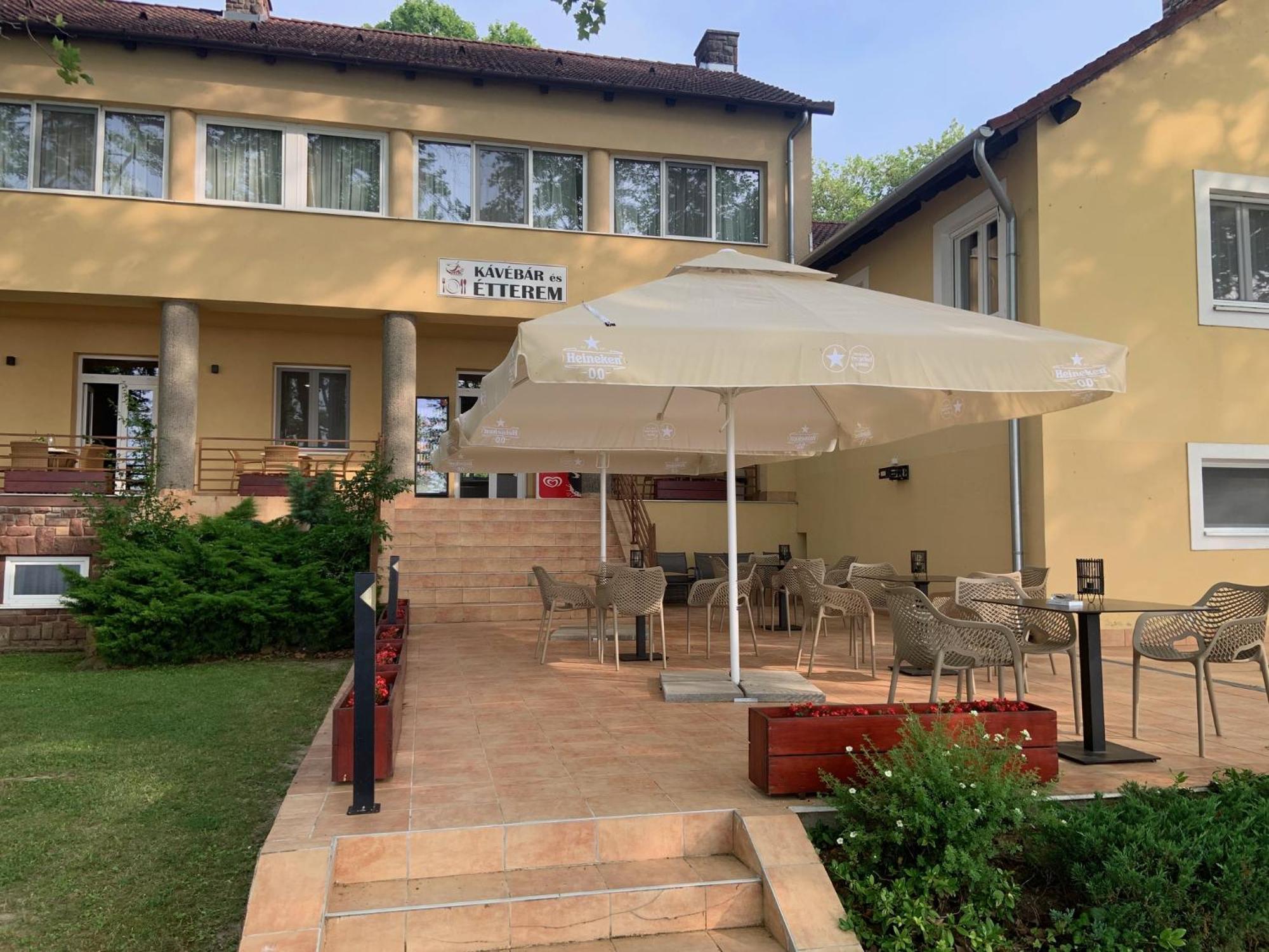 Bf Hotel Balatonfoldvar Exterior photo