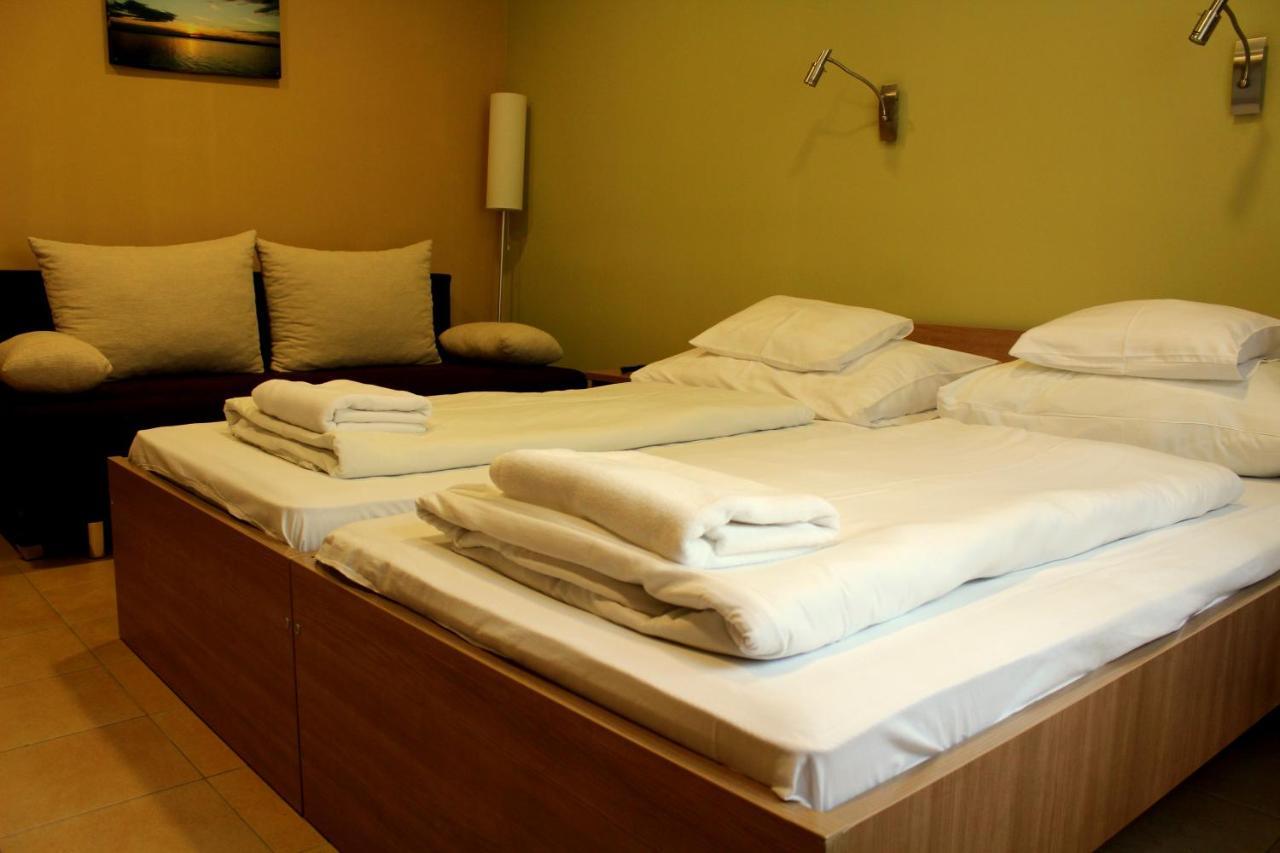 Bf Hotel Balatonfoldvar Exterior photo